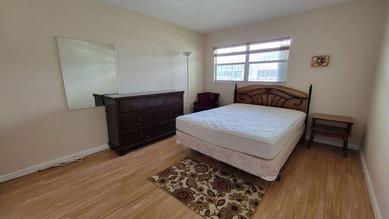 For Rent: $1,785 (2 beds, 2 baths, 880 Square Feet)