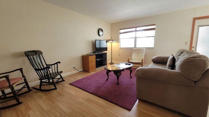 For Rent: $1,785 (2 beds, 2 baths, 880 Square Feet)