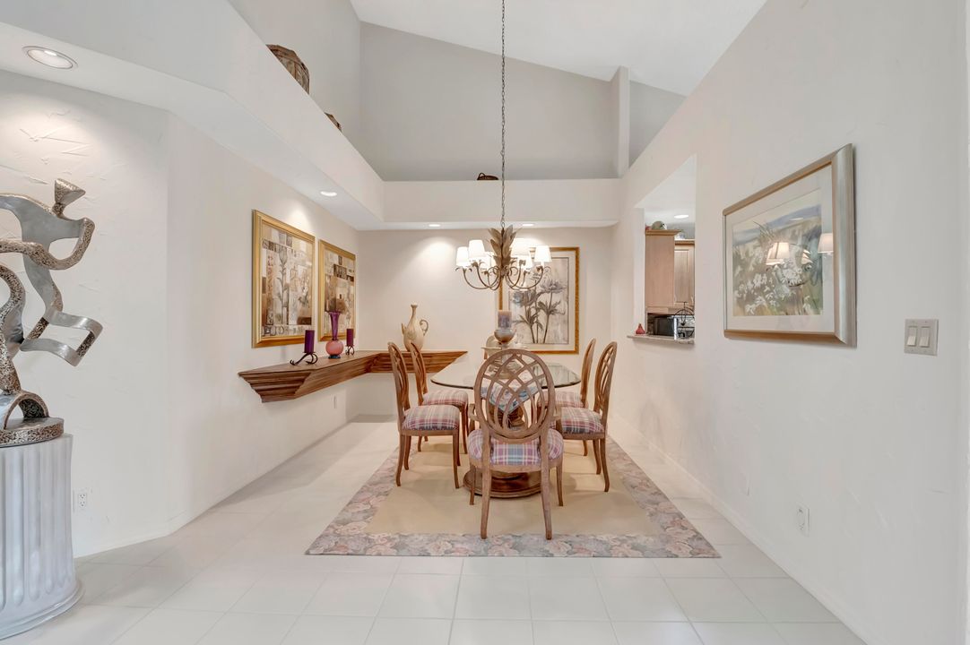 For Sale: $899,000 (3 beds, 2 baths, 2000 Square Feet)