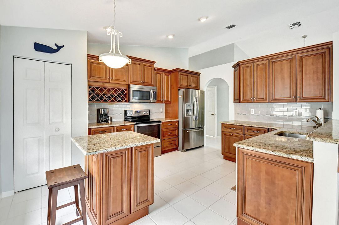 Active With Contract: $439,900 (3 beds, 2 baths, 1750 Square Feet)