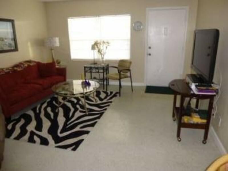 For Rent: $2,000 (1 beds, 1 baths, 602 Square Feet)