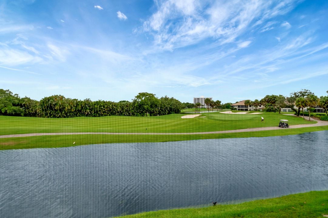 For Sale: $899,000 (3 beds, 2 baths, 2000 Square Feet)