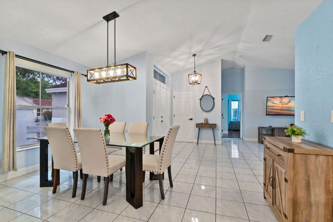 For Sale: $524,900 (3 beds, 2 baths, 1626 Square Feet)