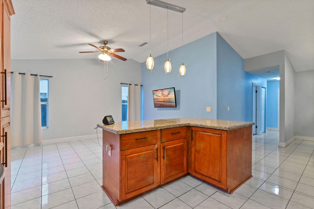 For Sale: $524,900 (3 beds, 2 baths, 1626 Square Feet)