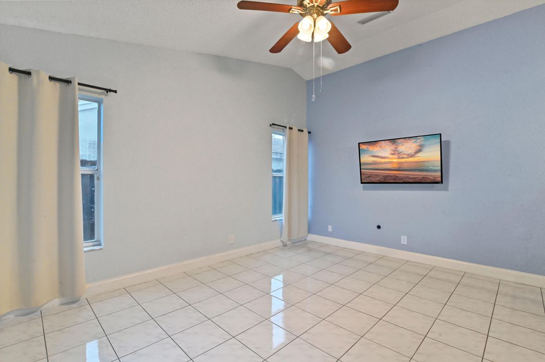 For Sale: $524,900 (3 beds, 2 baths, 1626 Square Feet)