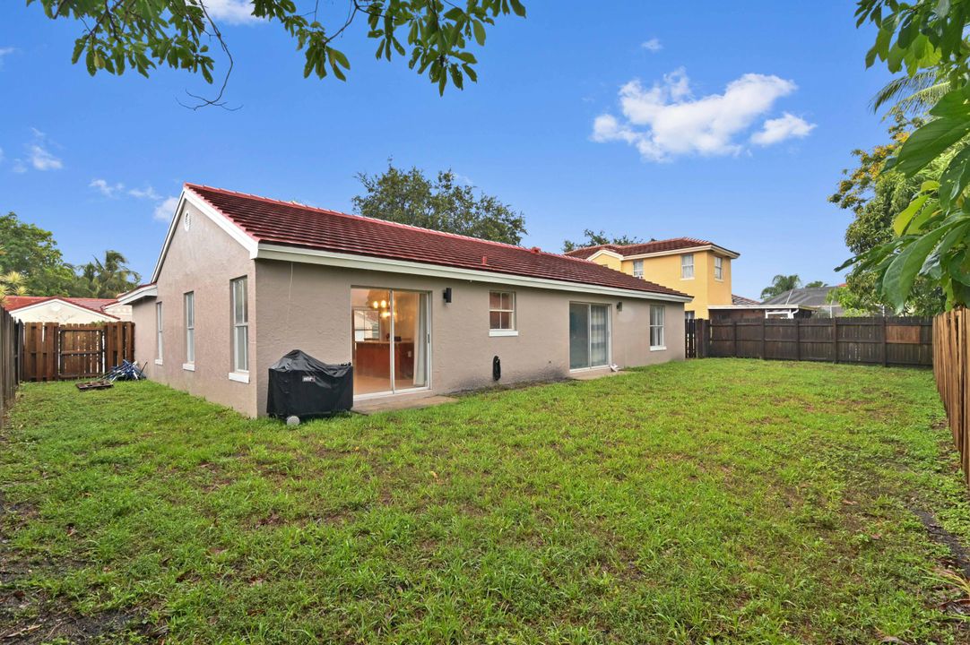 For Sale: $524,900 (3 beds, 2 baths, 1626 Square Feet)