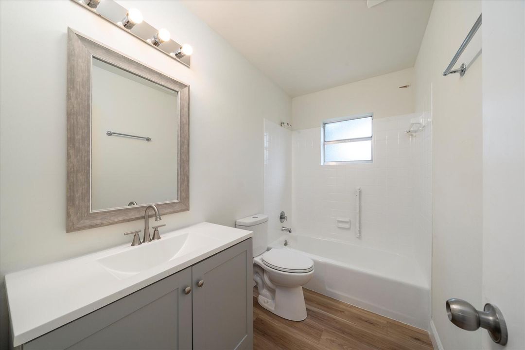 For Sale: $330,000 (3 beds, 2 baths, 1601 Square Feet)