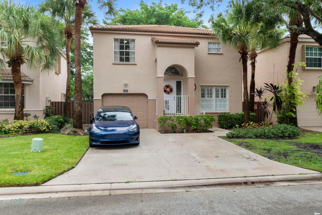 For Sale: $550,000 (3 beds, 2 baths, 1484 Square Feet)