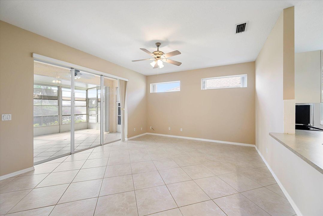 For Sale: $319,000 (2 beds, 2 baths, 1540 Square Feet)