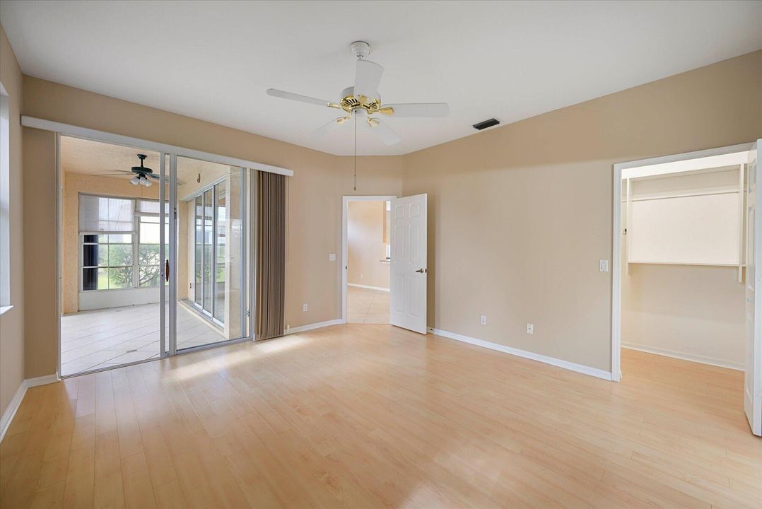 For Sale: $319,000 (2 beds, 2 baths, 1540 Square Feet)