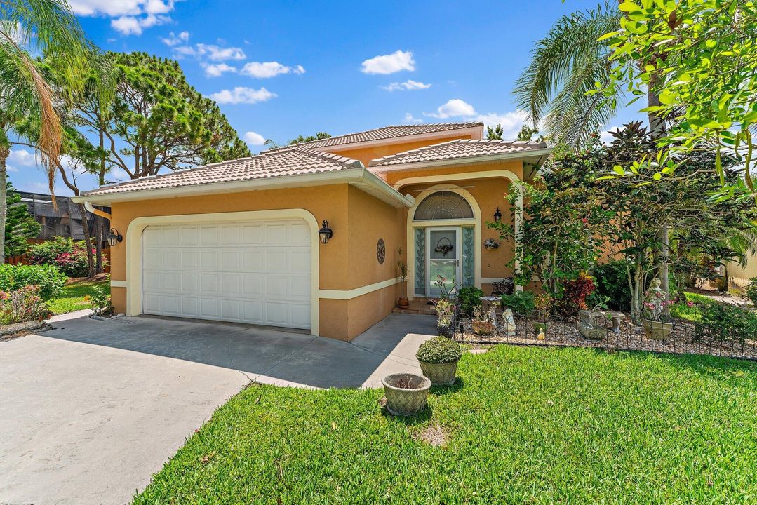 For Sale: $499,900 (3 beds, 2 baths, 2091 Square Feet)