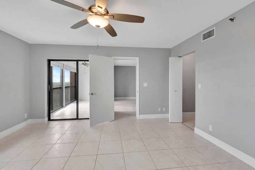 For Sale: $275,000 (2 beds, 2 baths, 1150 Square Feet)