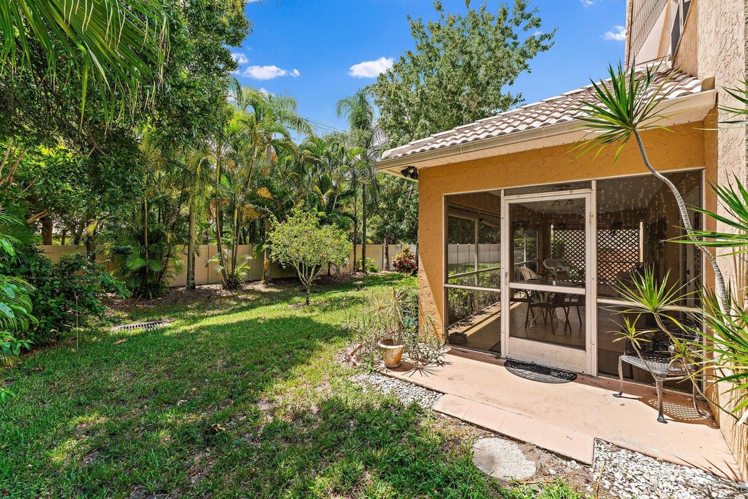 For Sale: $499,900 (3 beds, 2 baths, 2091 Square Feet)