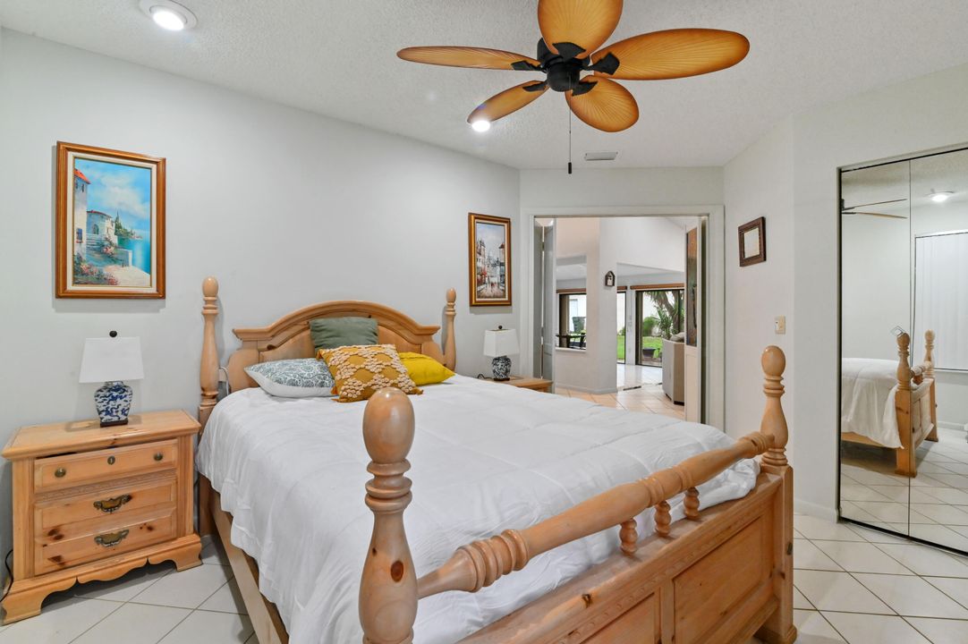 For Sale: $370,000 (2 beds, 2 baths, 1631 Square Feet)