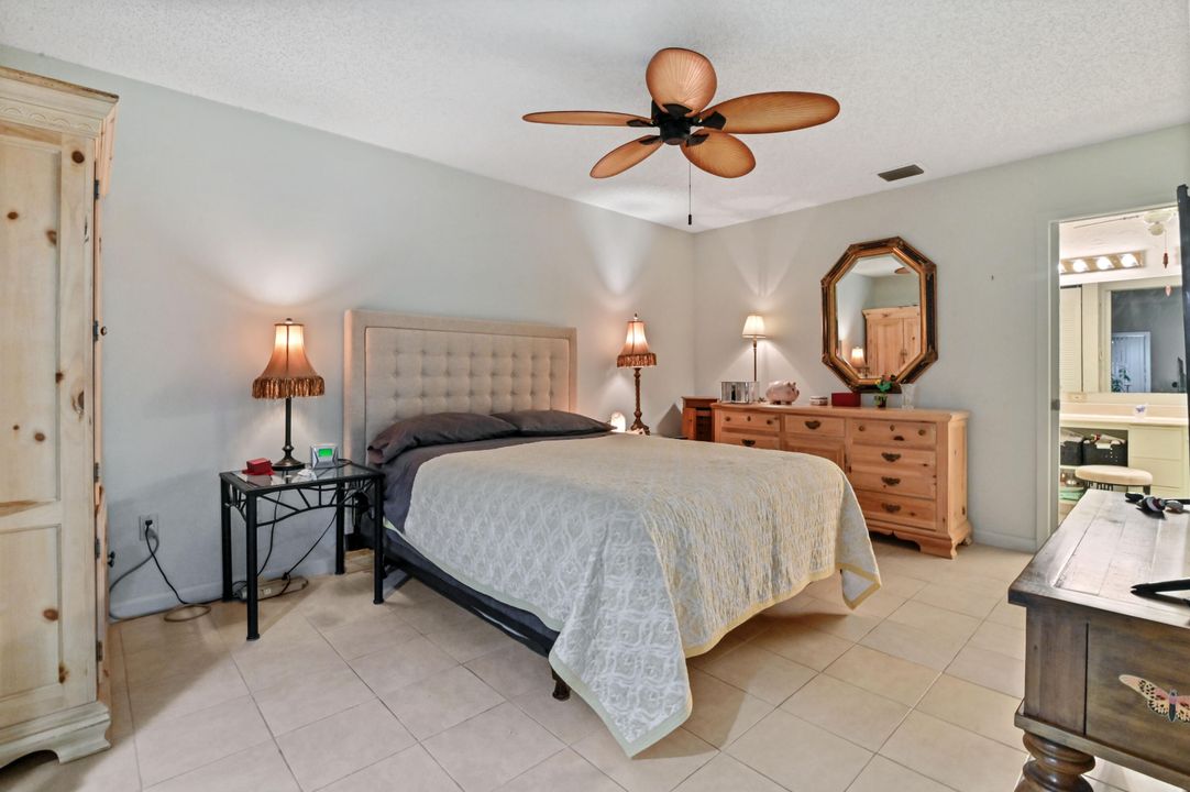 For Sale: $370,000 (2 beds, 2 baths, 1631 Square Feet)