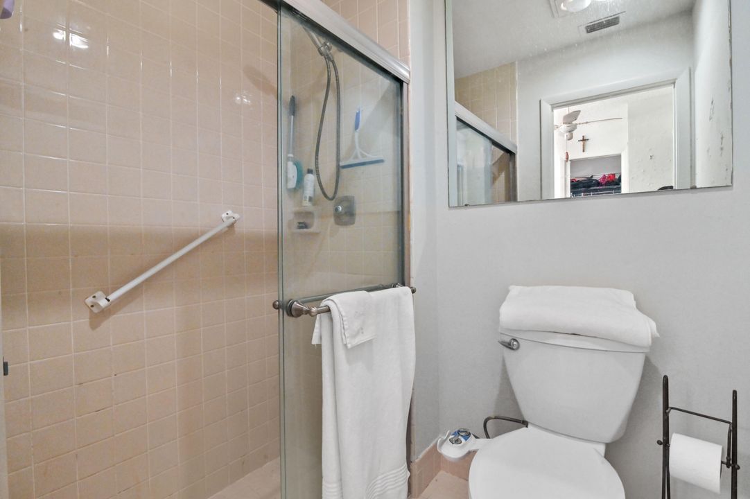 For Sale: $370,000 (2 beds, 2 baths, 1631 Square Feet)