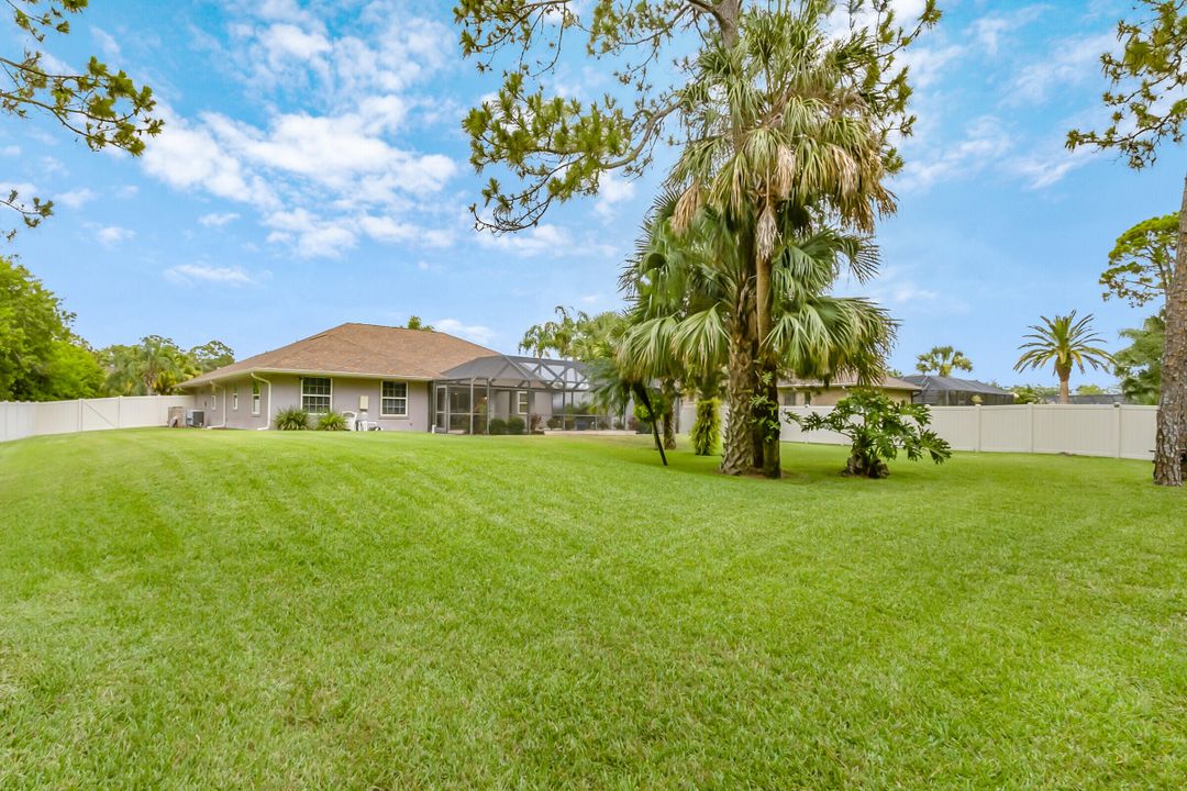 Active With Contract: $600,000 (3 beds, 2 baths, 2190 Square Feet)