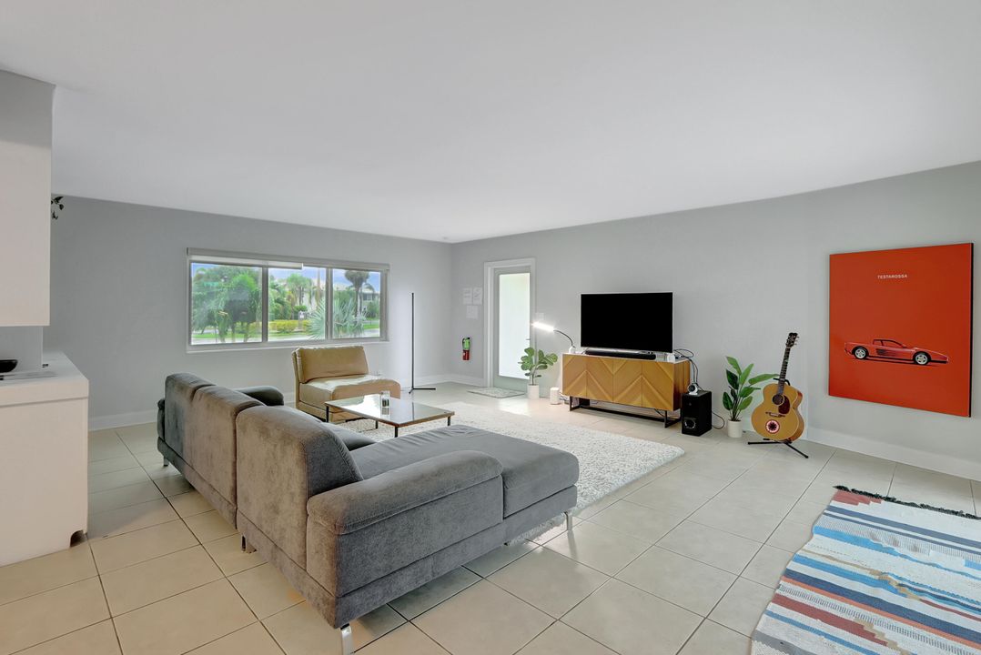 For Sale: $1,350,000 (4 beds, 3 baths, 2224 Square Feet)