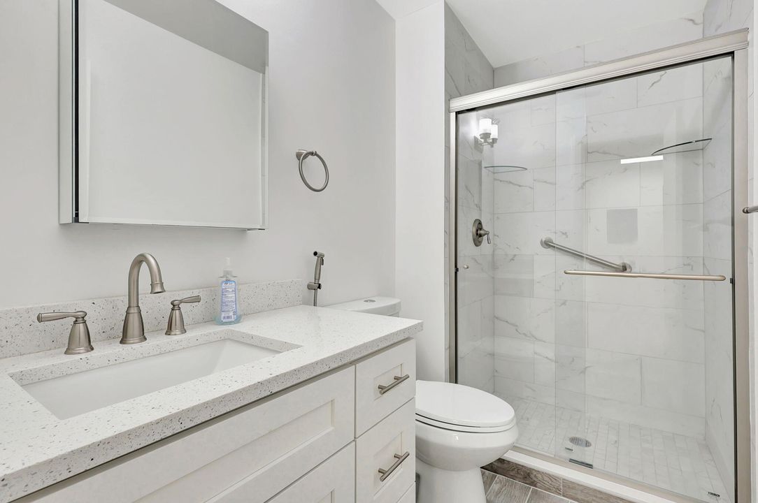 For Sale: $230,000 (2 beds, 2 baths, 1340 Square Feet)