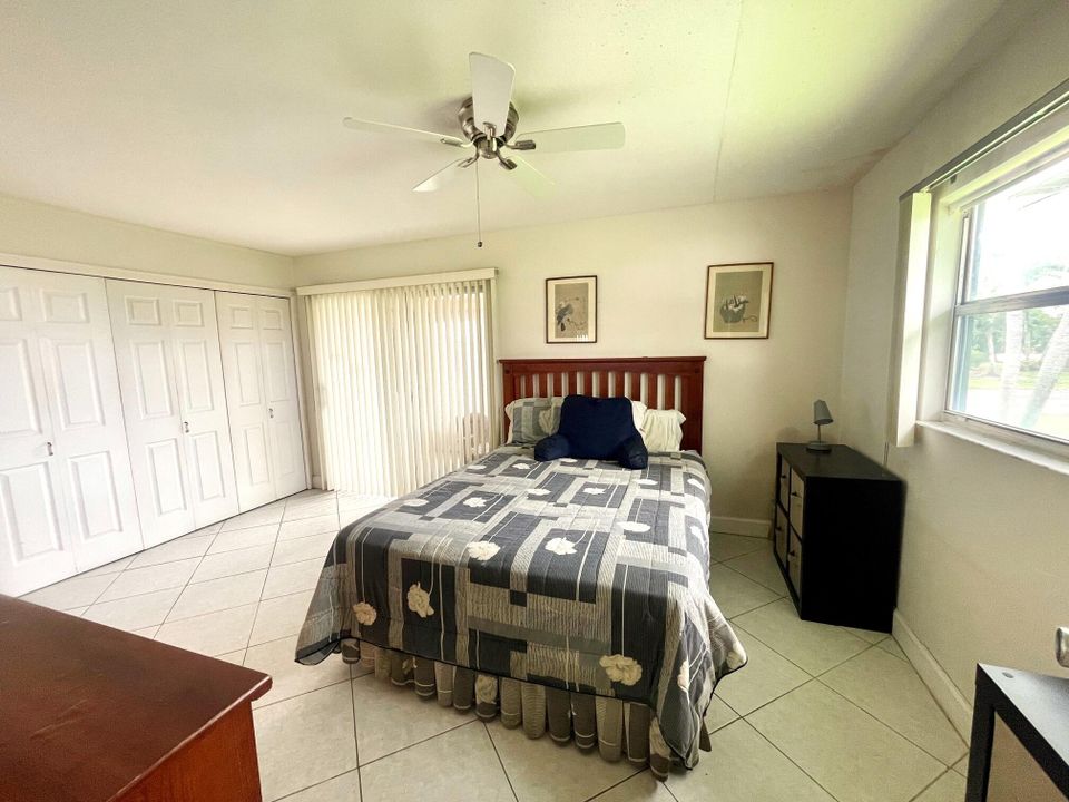 Active With Contract: $79,000 (1 beds, 1 baths, 720 Square Feet)