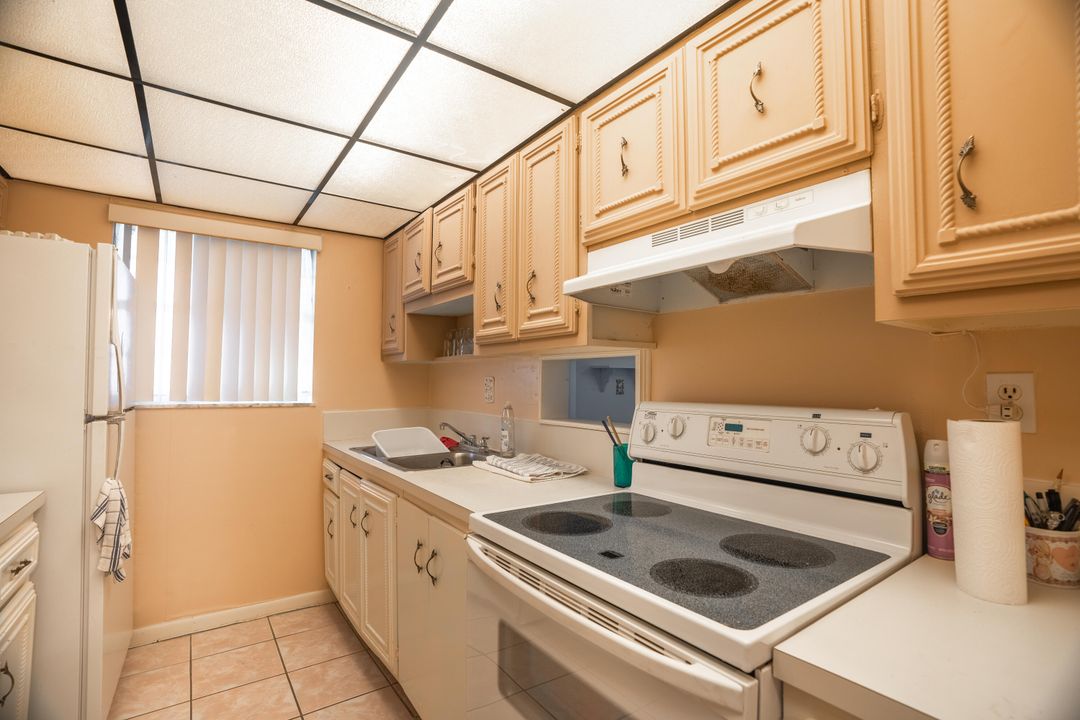 For Sale: $149,900 (2 beds, 2 baths, 1104 Square Feet)