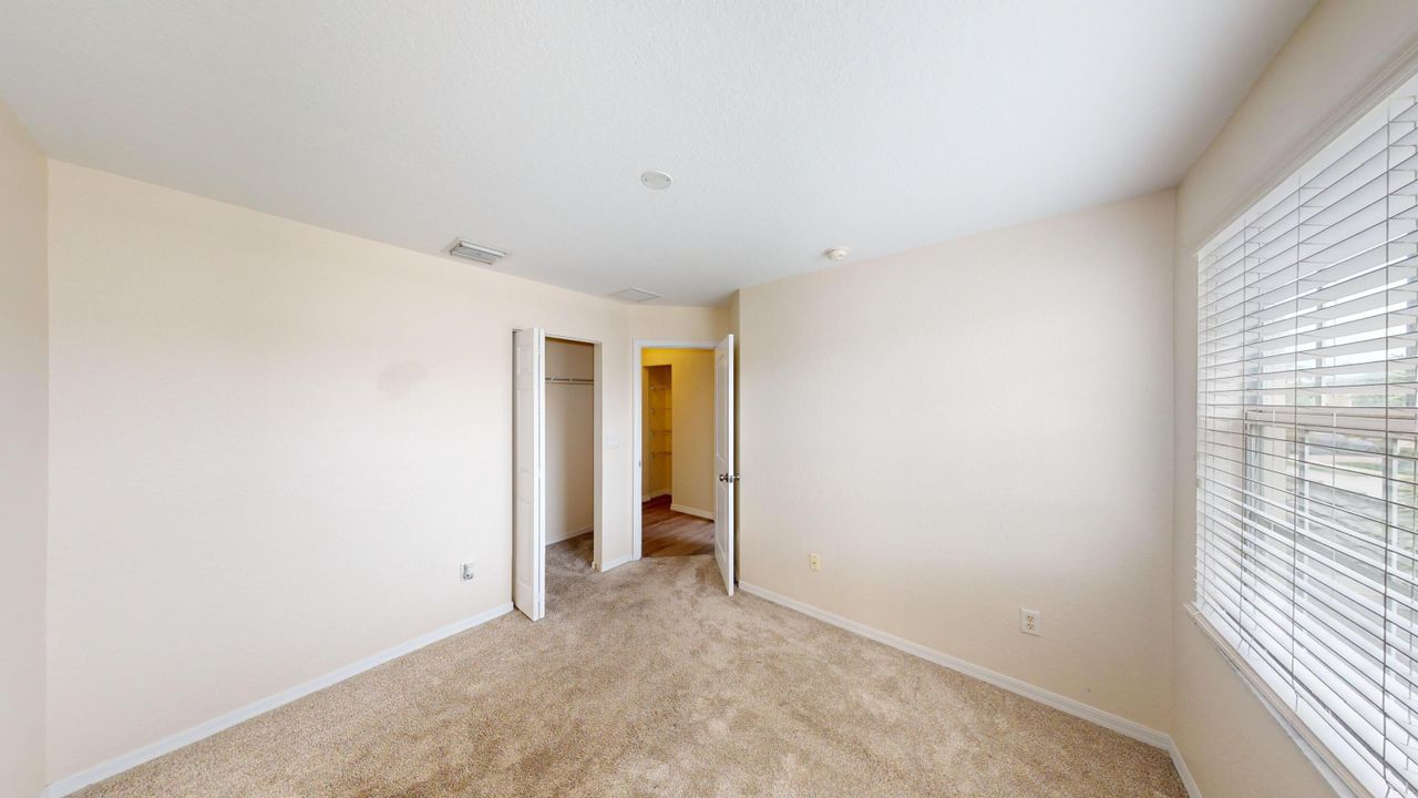 For Sale: $339,000 (3 beds, 2 baths, 1484 Square Feet)