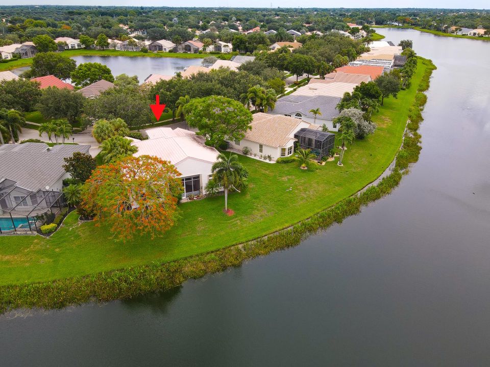 For Sale: $679,000 (4 beds, 2 baths, 2929 Square Feet)