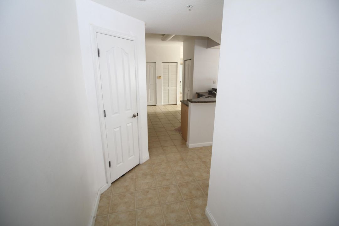 For Rent: $2,600 (2 beds, 2 baths, 1281 Square Feet)