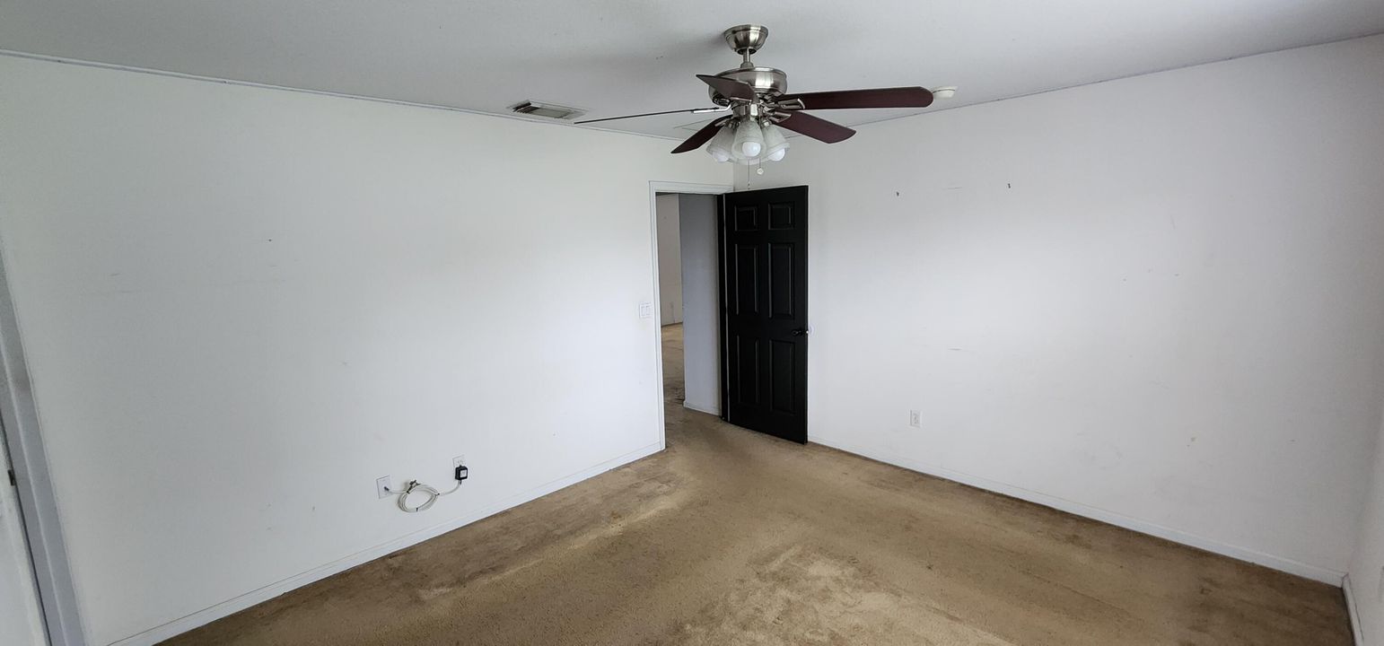 For Sale: $360,000 (3 beds, 2 baths, 1410 Square Feet)