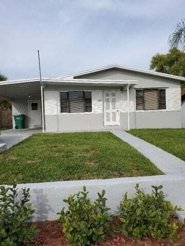 For Rent: $2,300 (3 beds, 2 baths, 1040 Square Feet)