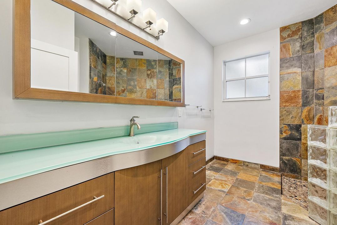 For Sale: $449,000 (3 beds, 2 baths, 1842 Square Feet)