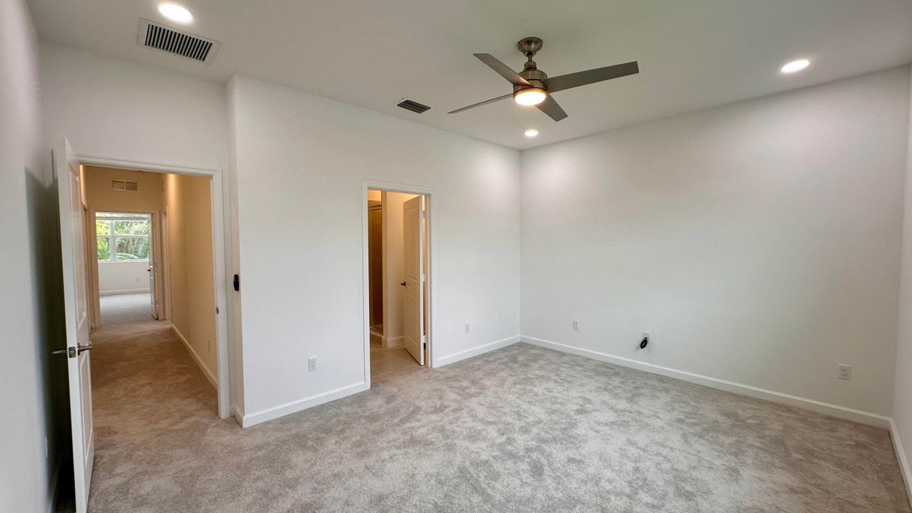 For Rent: $3,000 (3 beds, 2 baths, 1796 Square Feet)