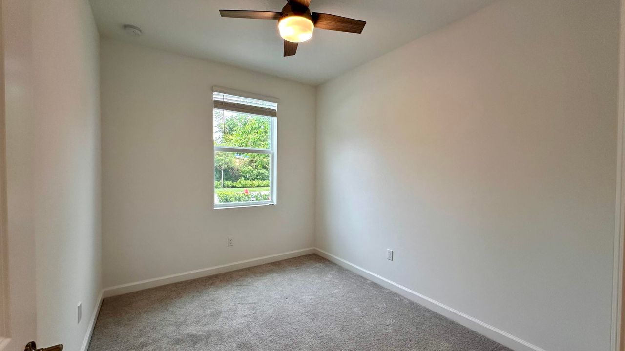 For Rent: $3,000 (3 beds, 2 baths, 1796 Square Feet)