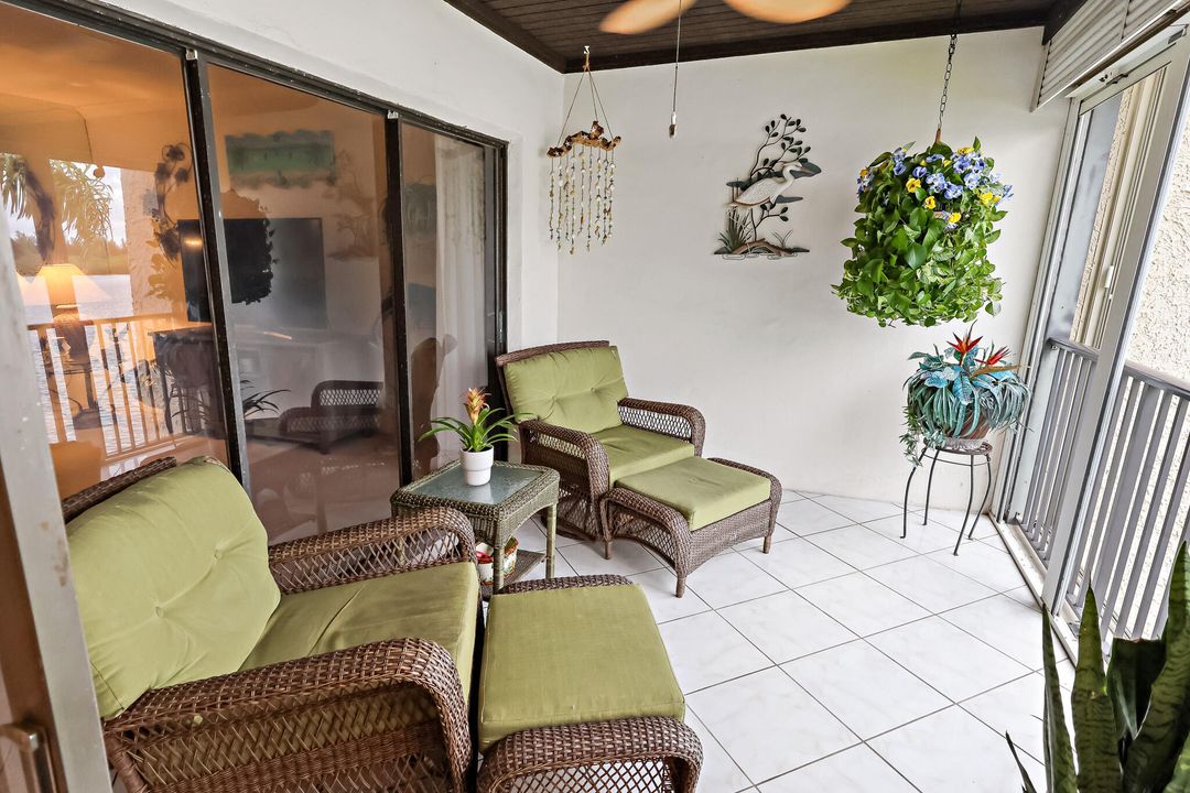 For Sale: $675,000 (2 beds, 2 baths, 1153 Square Feet)