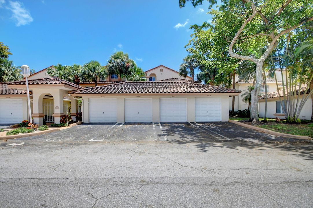 For Sale: $320,000 (3 beds, 2 baths, 1510 Square Feet)