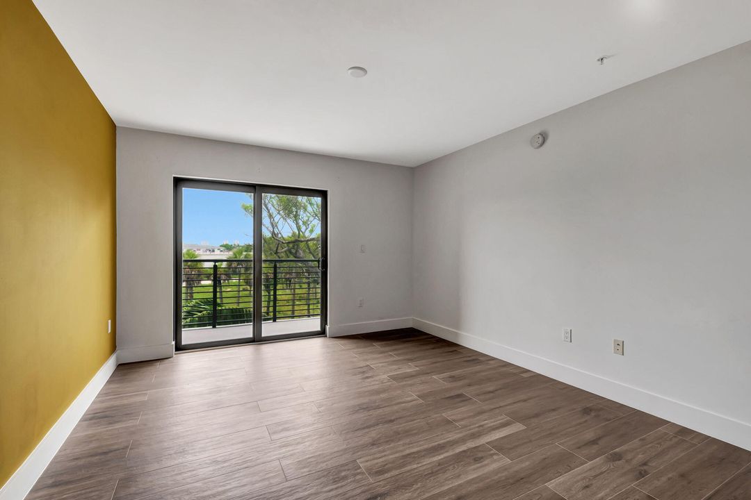 For Sale: $840,000 (3 beds, 2 baths, 2606 Square Feet)