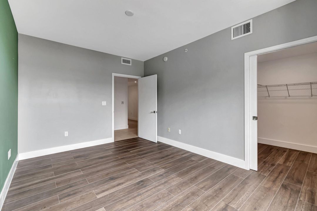 For Sale: $840,000 (3 beds, 2 baths, 2606 Square Feet)