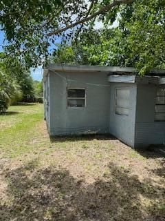 For Sale: $128,500 (2 beds, 1 baths, 616 Square Feet)