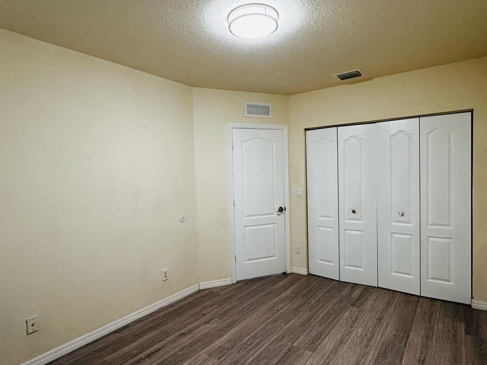 For Rent: $2,950 (3 beds, 2 baths, 1782 Square Feet)