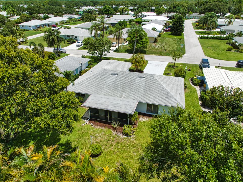 Active With Contract: $589,000 (3 beds, 2 baths, 1830 Square Feet)