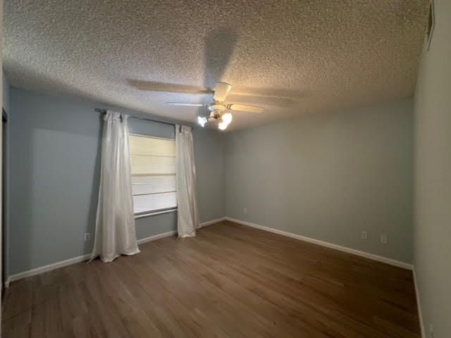 For Sale: $249,500 (2 beds, 2 baths, 1200 Square Feet)