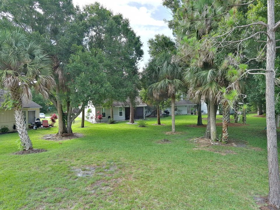 For Sale: $249,900 (2 beds, 2 baths, 1461 Square Feet)