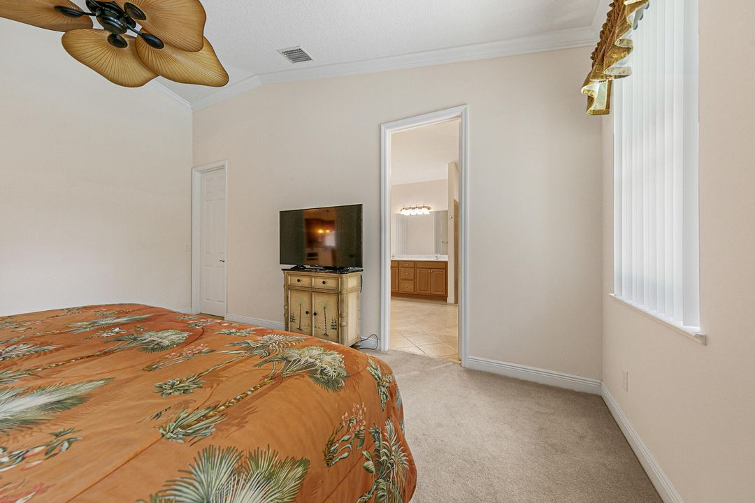 For Sale: $479,900 (3 beds, 2 baths, 1667 Square Feet)