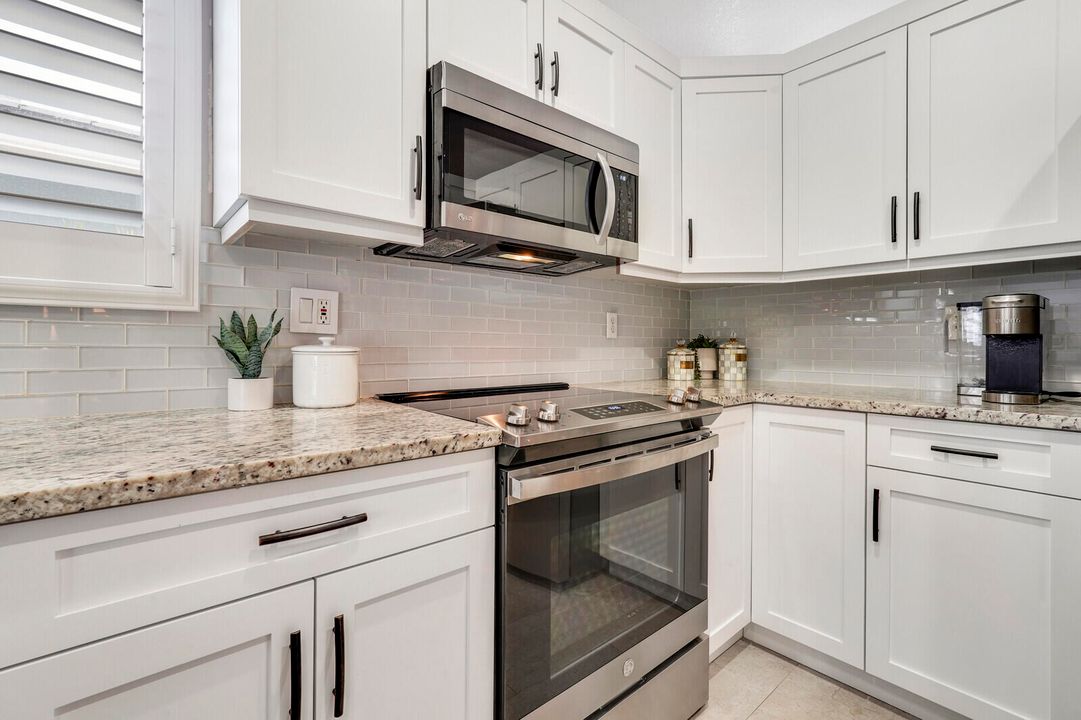 For Sale: $769,000 (3 beds, 2 baths, 1656 Square Feet)