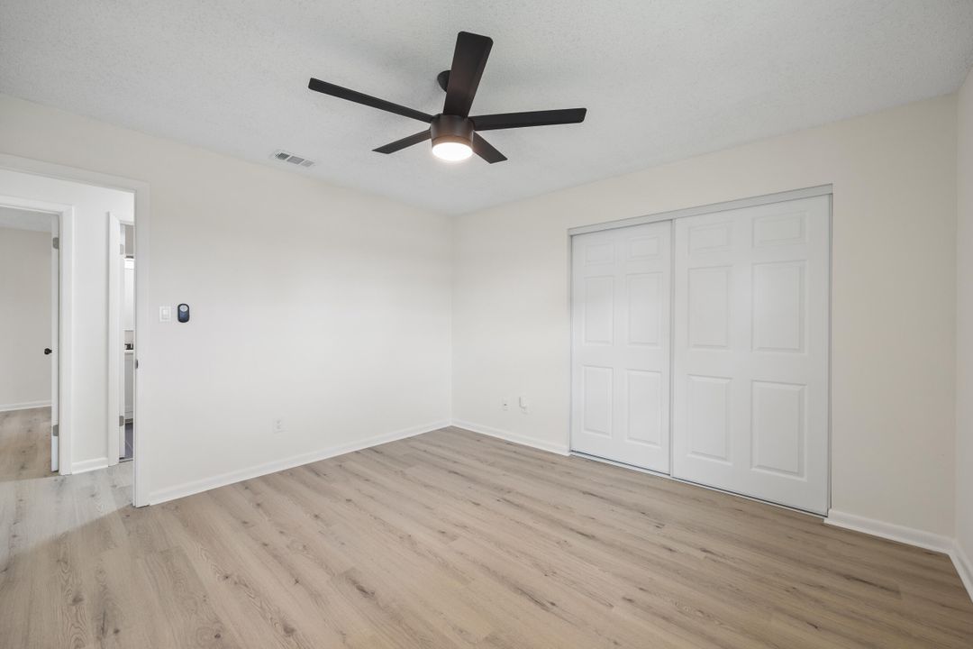 For Sale: $324,900 (3 beds, 2 baths, 1410 Square Feet)