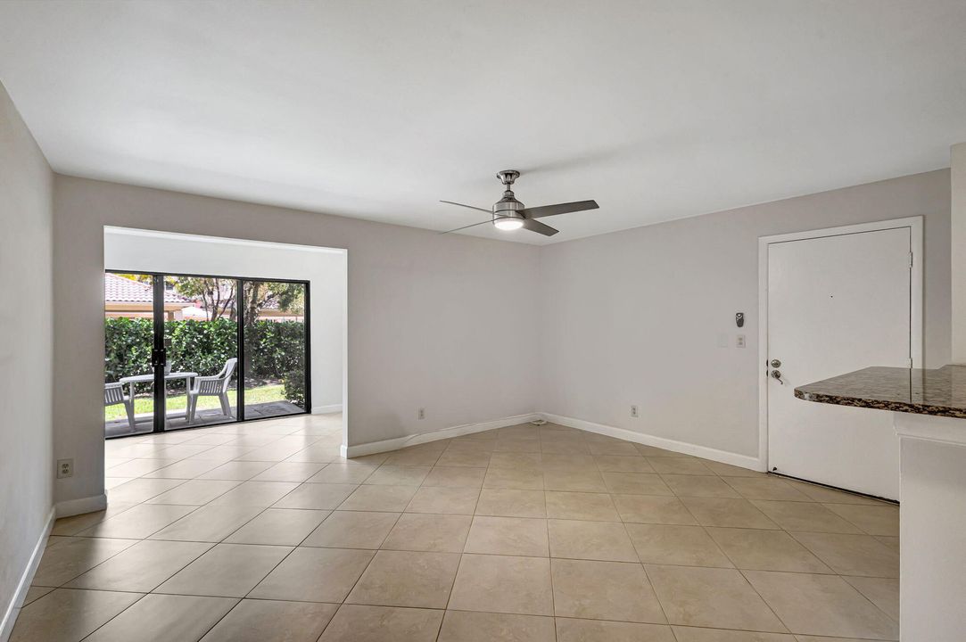 For Sale: $399,000 (3 beds, 2 baths, 1268 Square Feet)