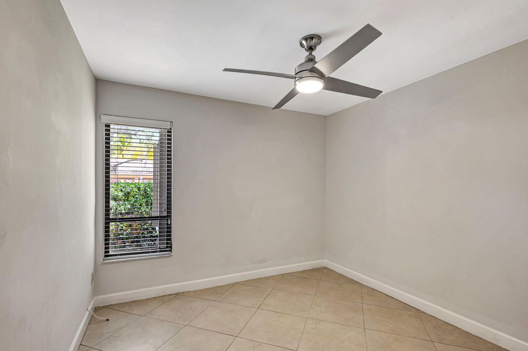 For Sale: $399,000 (3 beds, 2 baths, 1268 Square Feet)