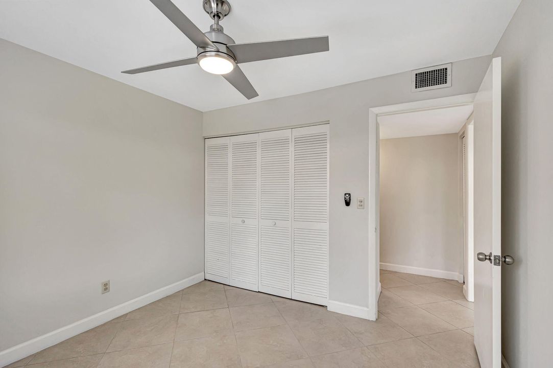 For Sale: $399,000 (3 beds, 2 baths, 1268 Square Feet)
