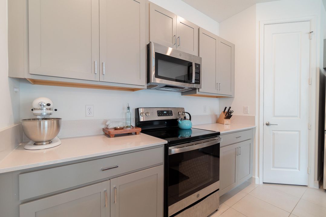 For Sale: $420,000 (3 beds, 2 baths, 1746 Square Feet)