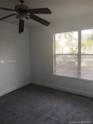 Active With Contract: $1,850 (2 beds, 2 baths, 904 Square Feet)